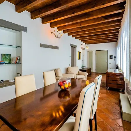 Bed and Breakfast Casa Viola, Stanza Viola *