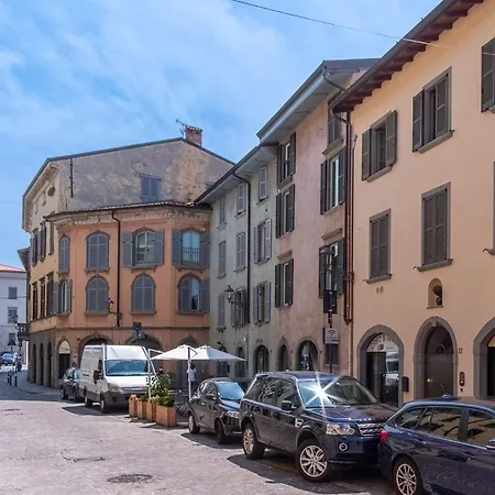 Bed and Breakfast Casa Viola, Stanza Viola