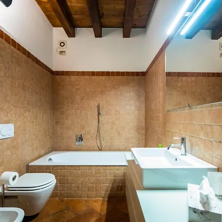 Casa Viola, Stanza Viola Μπέργκαμο